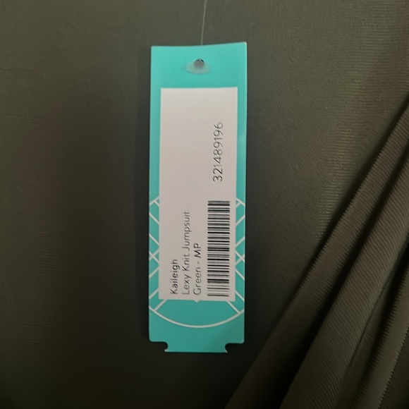 NWT Lexi Knit Jumpsuit - Picture 4 of 6